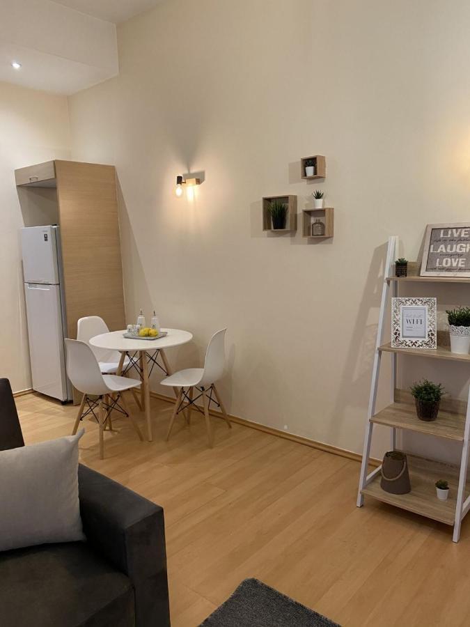 Elegant Glyfada Apartment-Private Garden-Near Metro Atény Exteriér fotografie